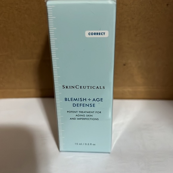 SkinCeuticals Blemish + Age Defense 15ml - Picture 1 of 3